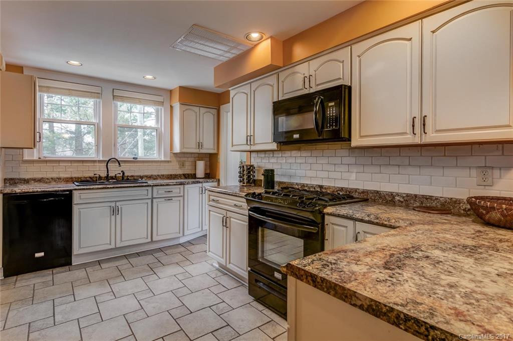 68 Garden Circle - Photo 14