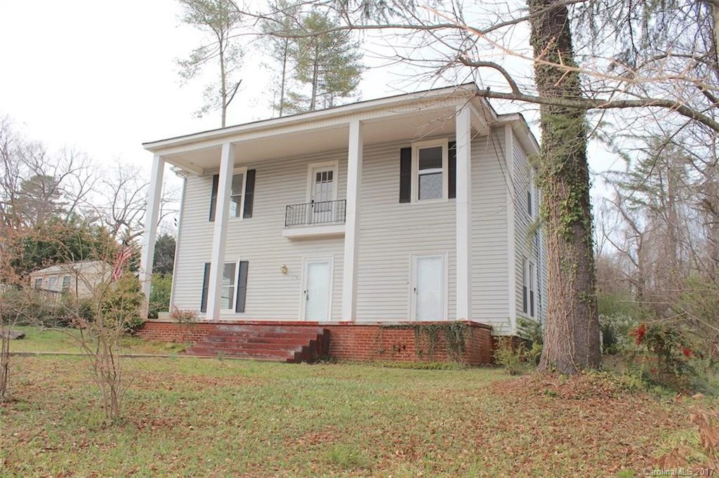 274 Maple Street