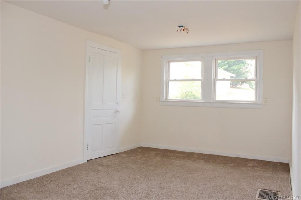 274 Maple Street - Photo 13