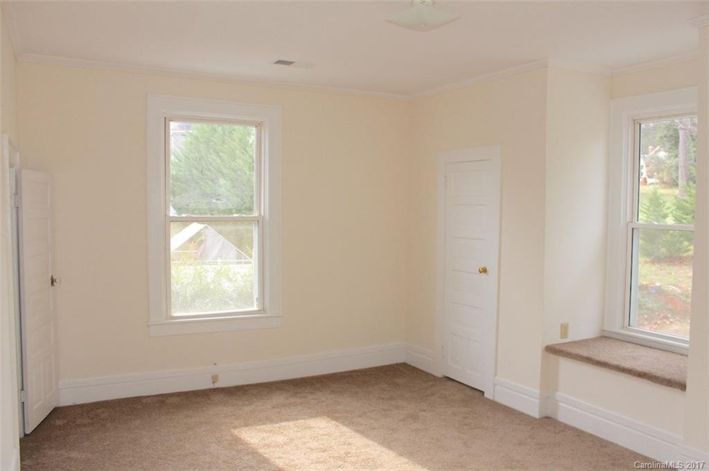 274 Maple Street - Photo 19