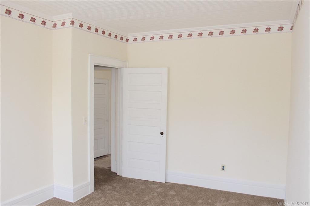 274 Maple Street - Photo 21