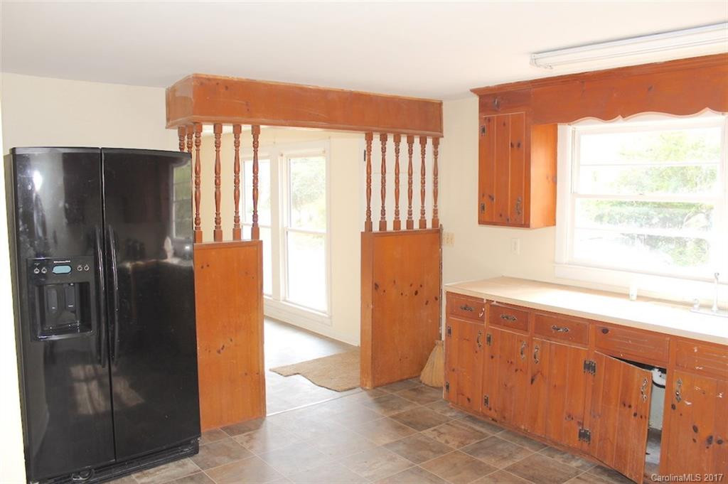 274 Maple Street - Photo 7