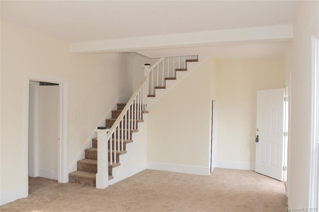 274 Maple Street - Photo 9