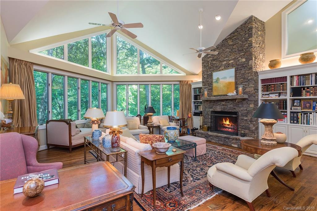 117 Valley Drive - Photo 3