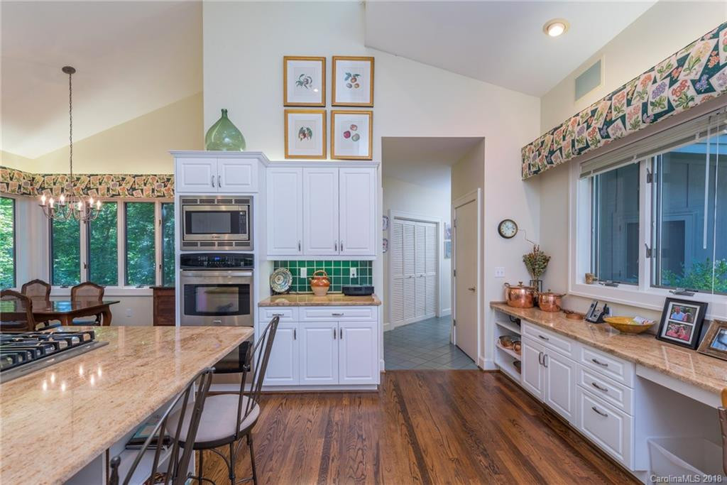 117 Valley Drive - Photo 10