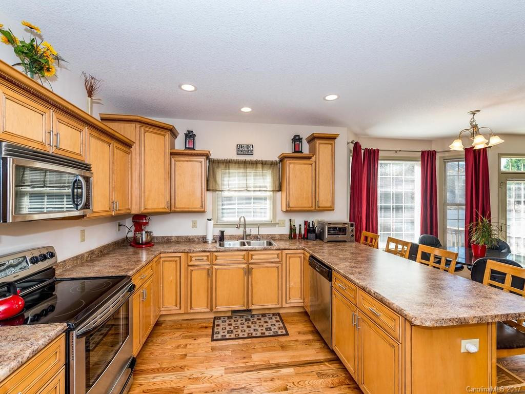 229 Rivercrest Boulevard - Photo 7