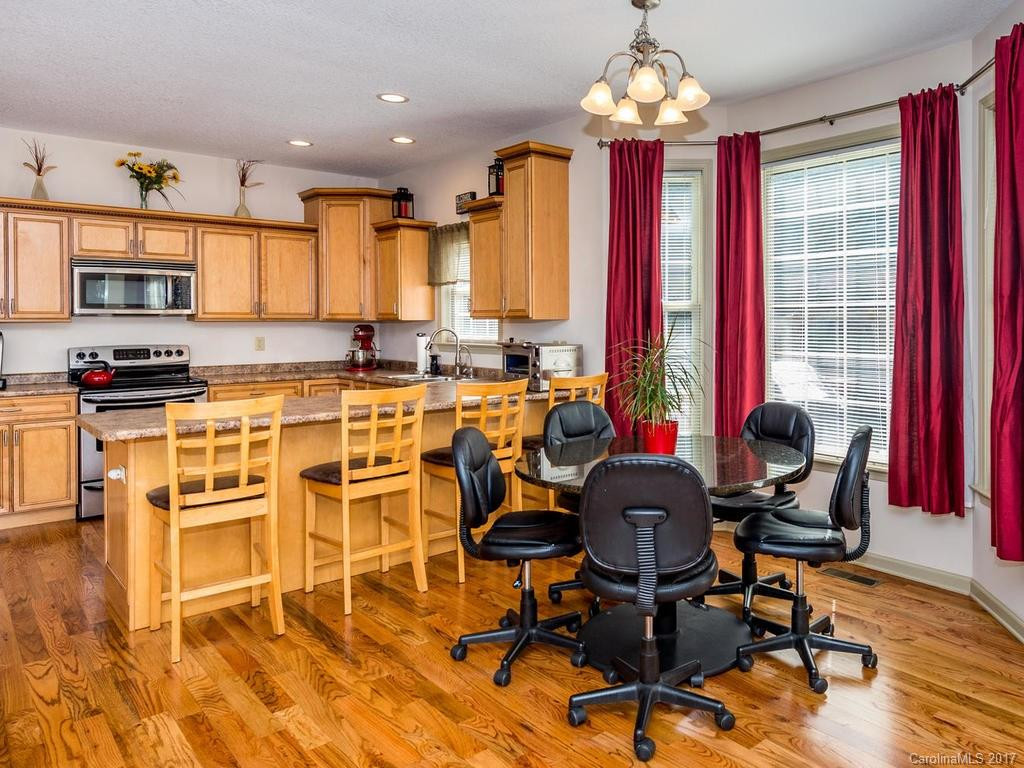 229 Rivercrest Boulevard - Photo 8