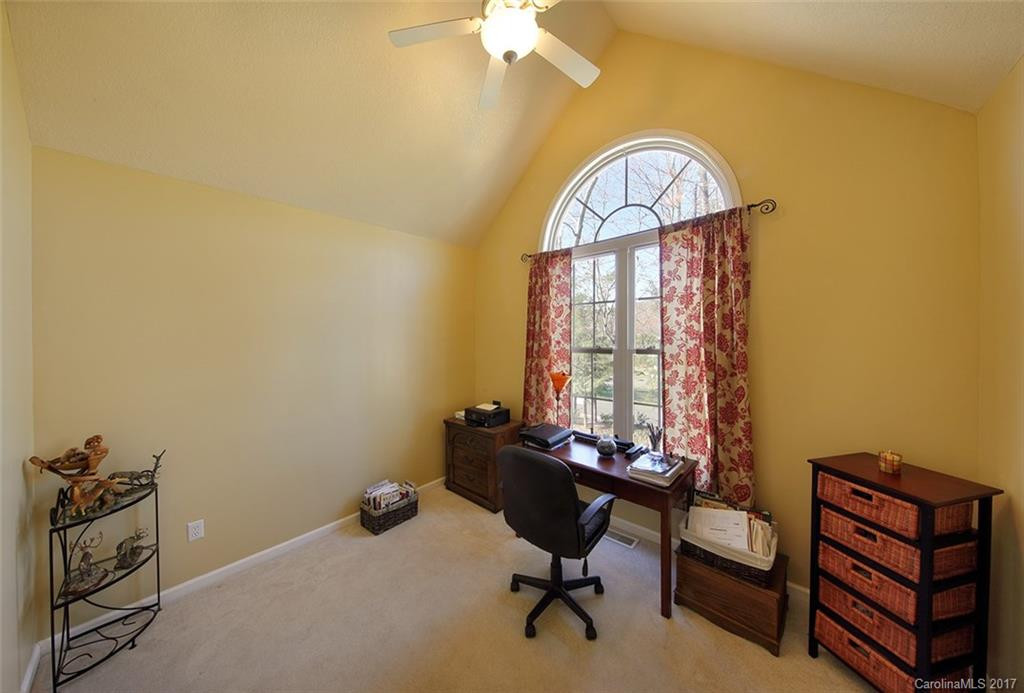 1734 Clairmont Drive - Photo 16
