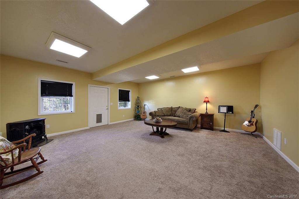 1734 Clairmont Drive - Photo 18