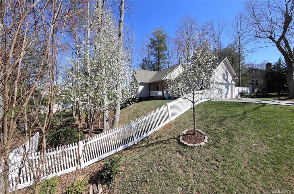 1734 Clairmont Drive - Photo 24