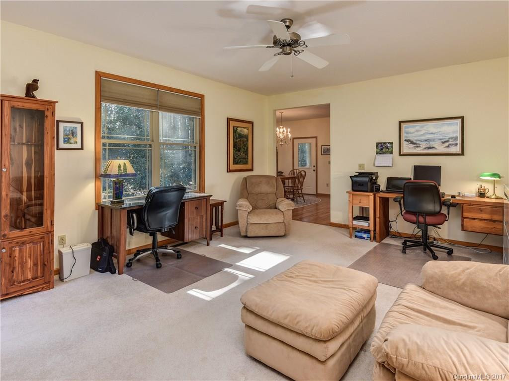 203 Deerpath Lane - Photo 12