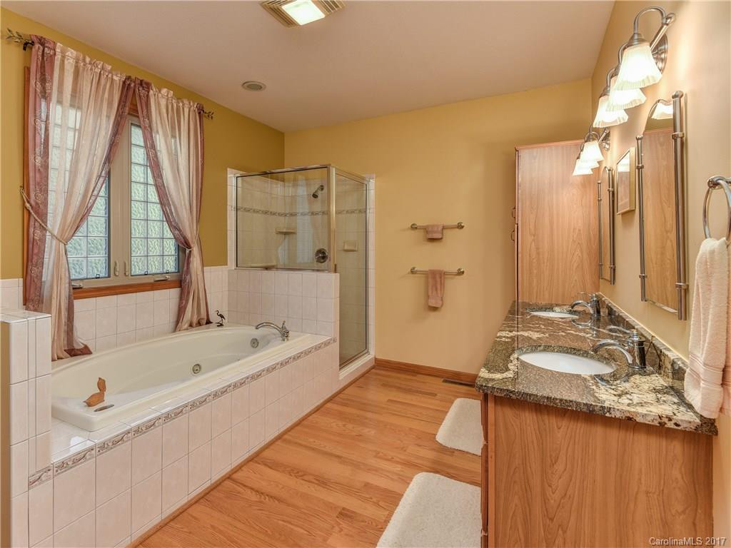 203 Deerpath Lane - Photo 15