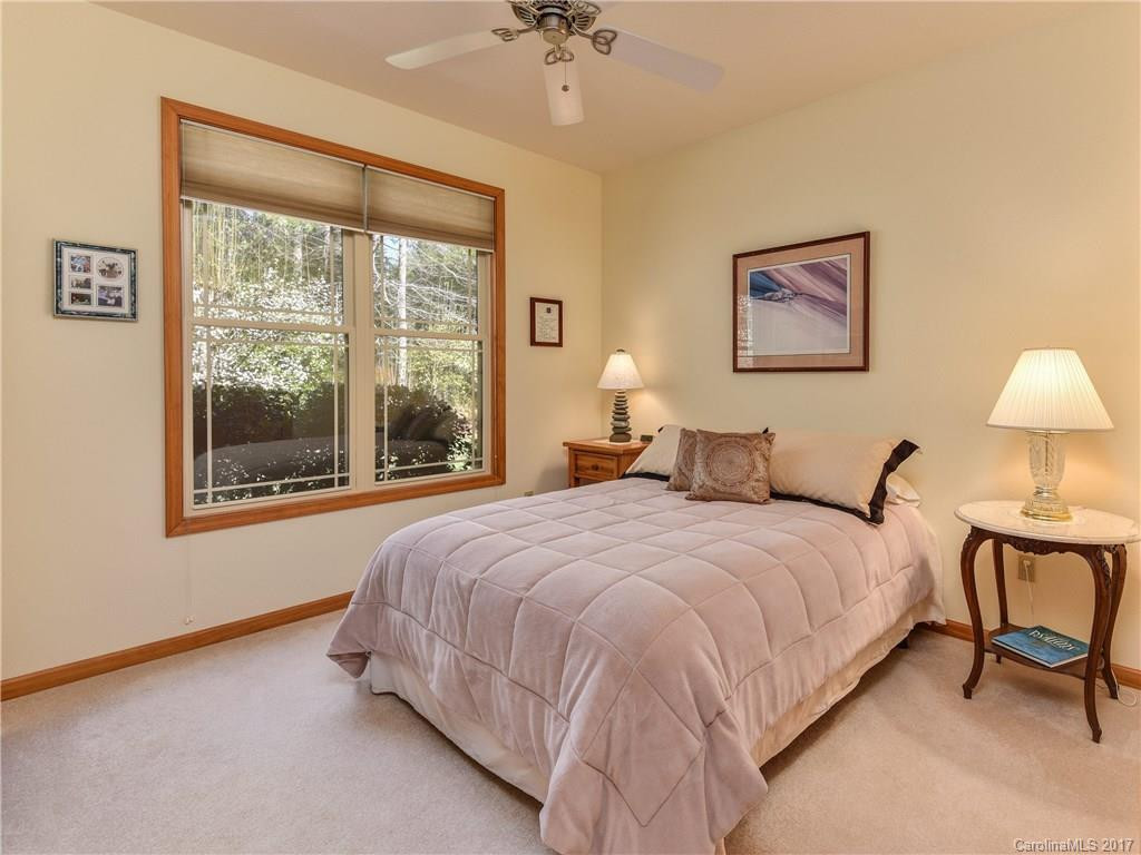 203 Deerpath Lane - Photo 18