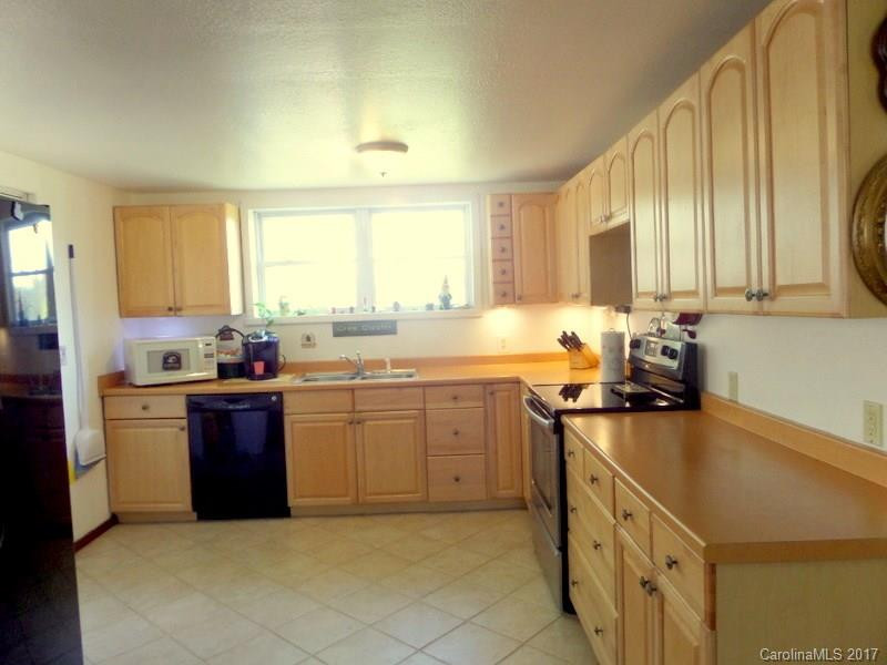 307 Beverly Avenue - Photo 3