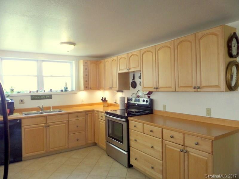 307 Beverly Avenue - Photo 4