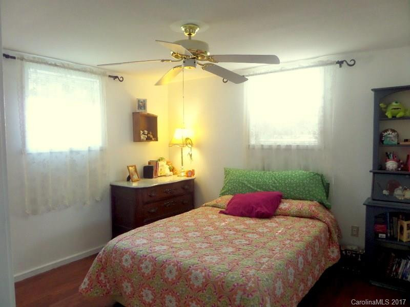 307 Beverly Avenue - Photo 10