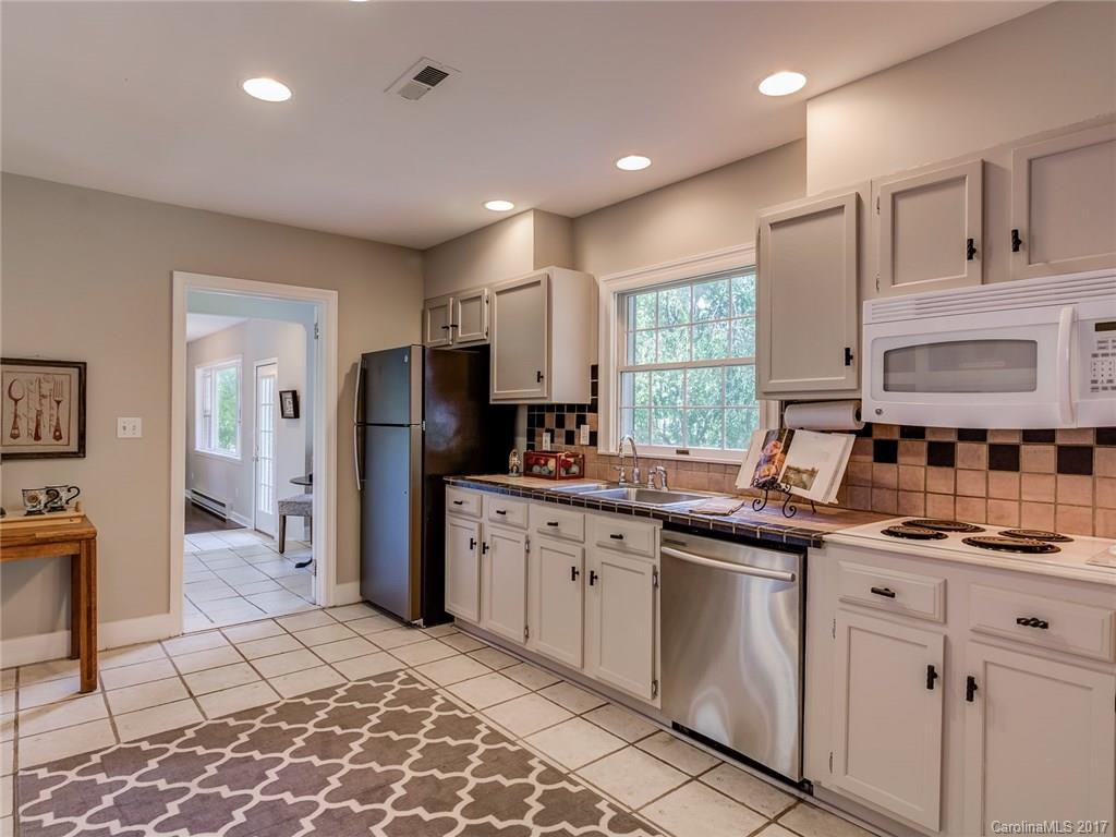 52 Shorewood Drive - Photo 7