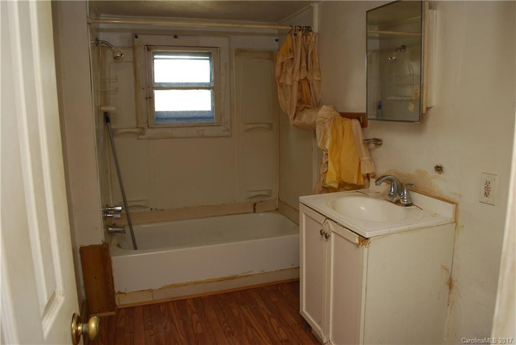 214 Fayetteville Street - Photo 5