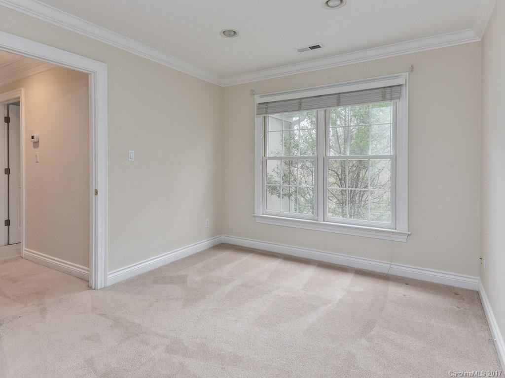511 Pinchot Drive - Photo 14