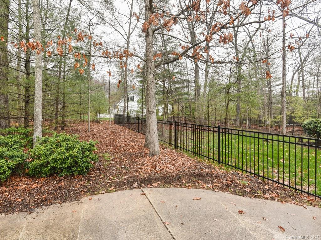 511 Pinchot Drive - Photo 24