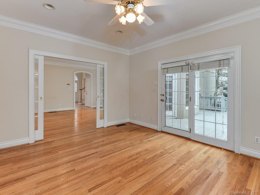 511 Pinchot Drive - Photo 6