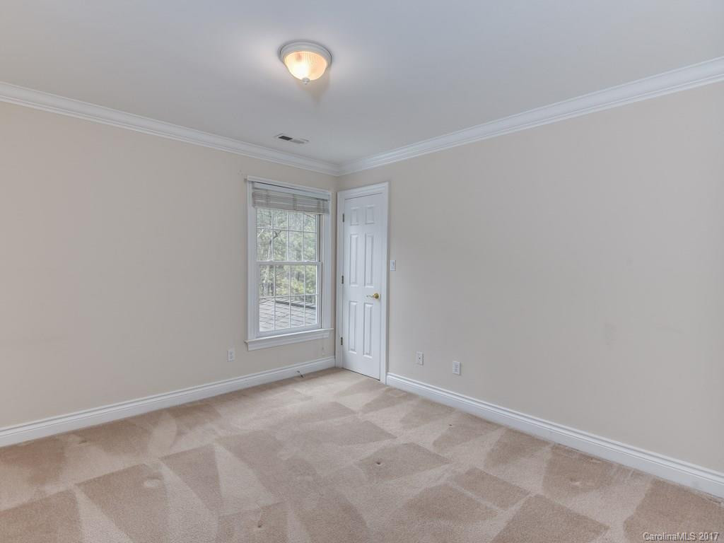 511 Pinchot Drive - Photo 9