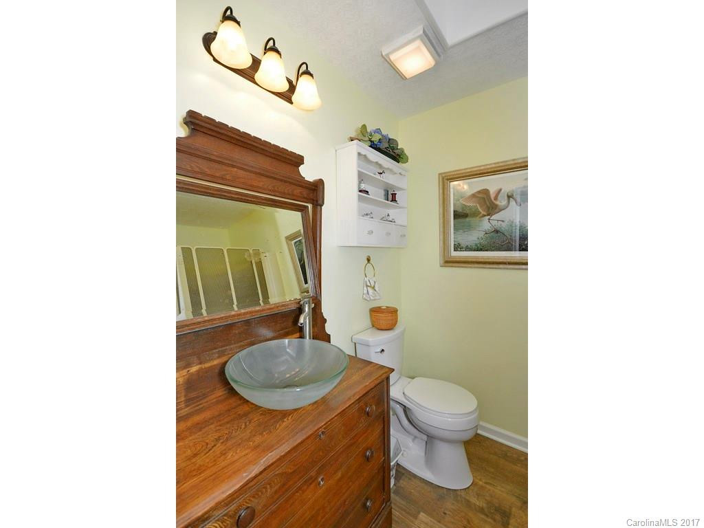 186 Haywood Knolls Drive #200 - Photo 14