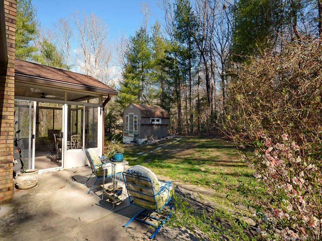 186 Haywood Knolls Drive #200 - Photo 16