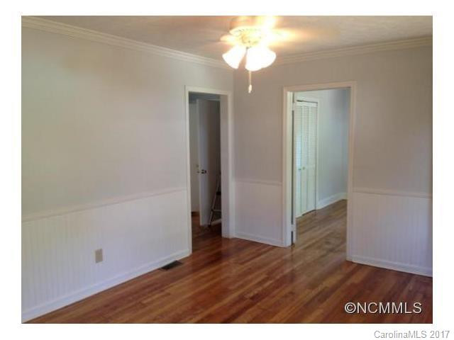 8 Oakcrest Place #A - Photo 4