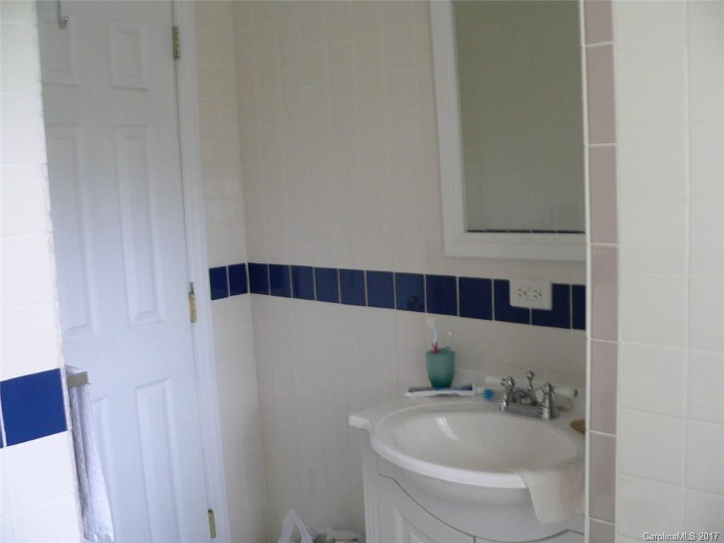 216 Lyndale Road - Photo 11