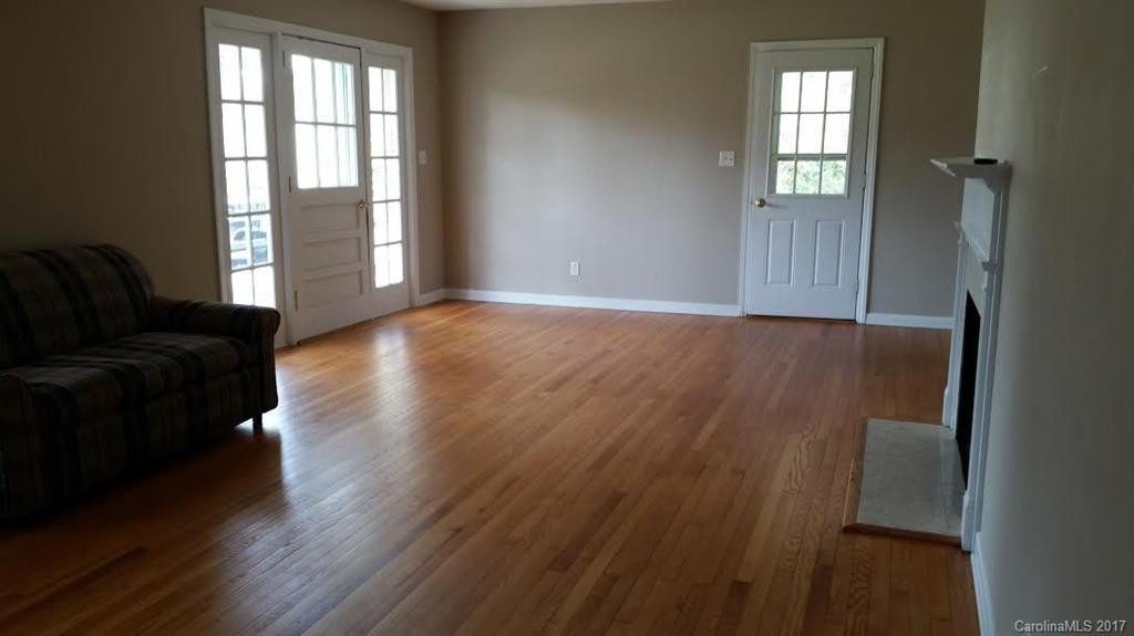 216 Lyndale Road - Photo 9