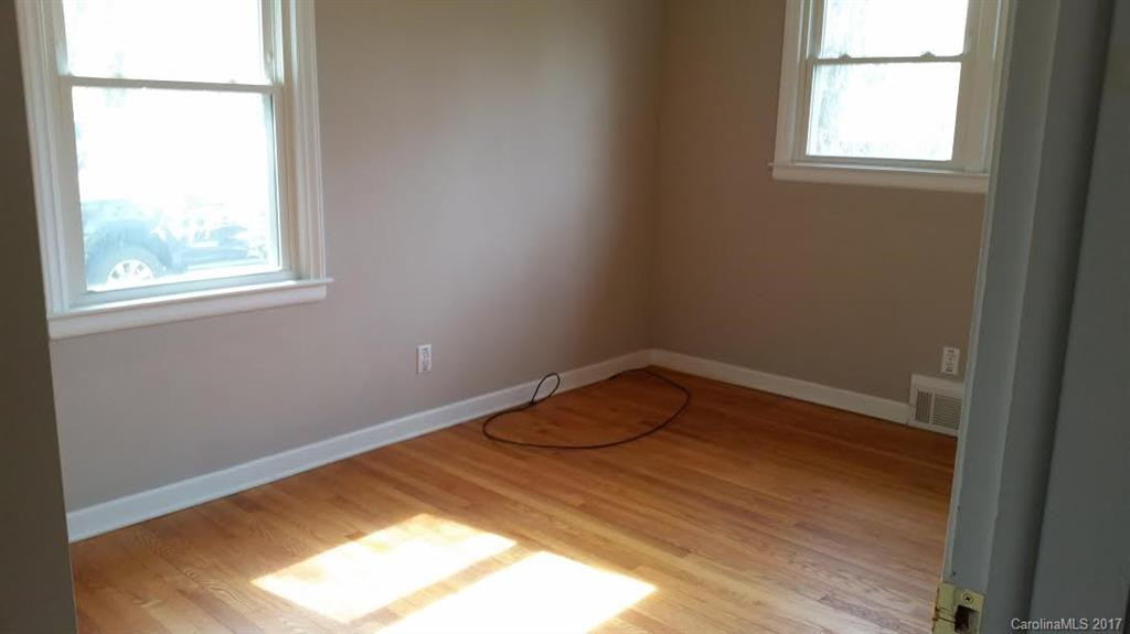 216 Lyndale Road - Photo 10