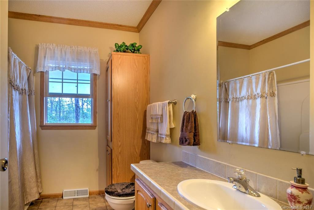 248 Amywood Lane - Photo 18