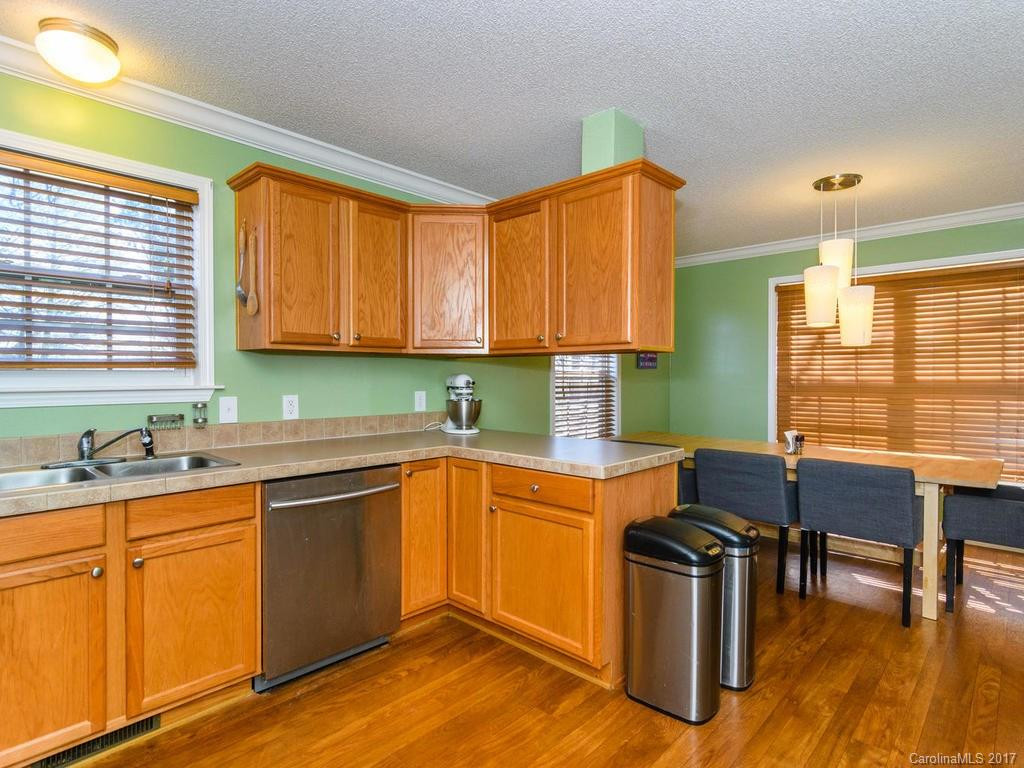 16 Honeysuckle Lane - Photo 12