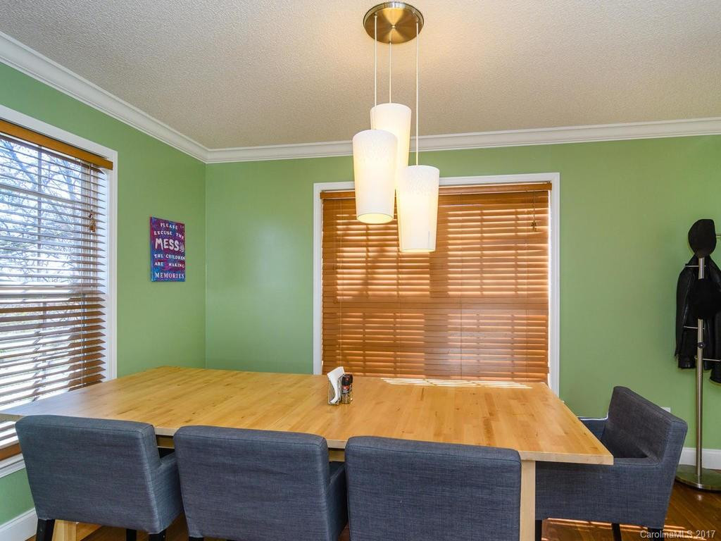 16 Honeysuckle Lane - Photo 7