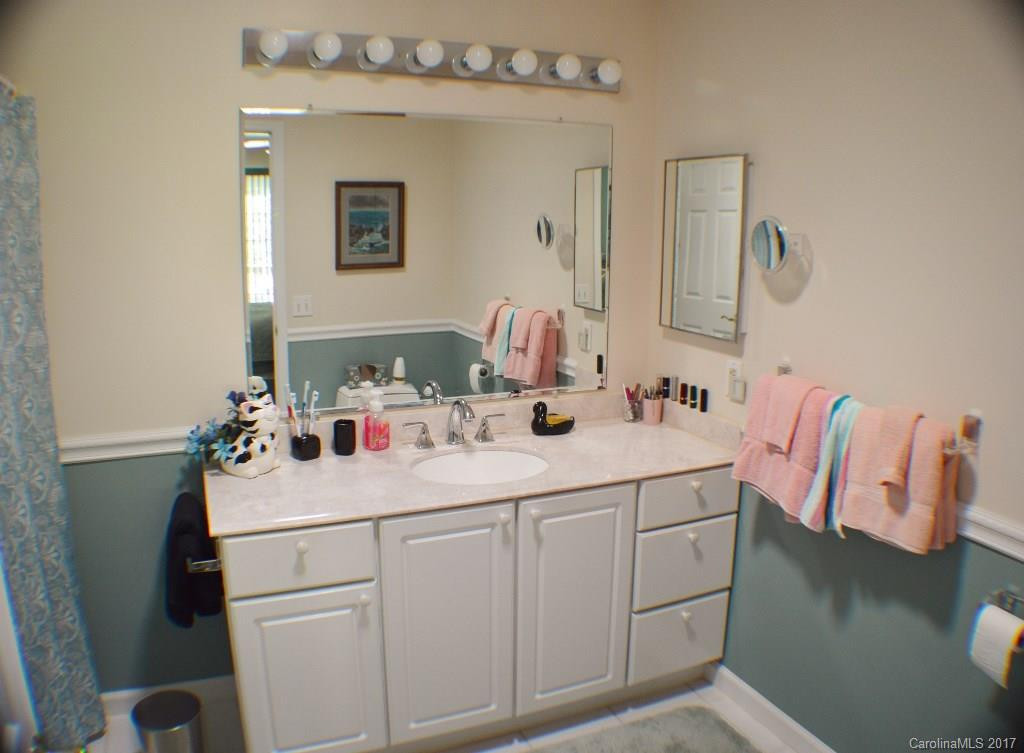 60 Paddock Lane #6 - Photo 11