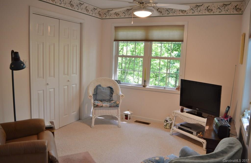 60 Paddock Lane #6 - Photo 17