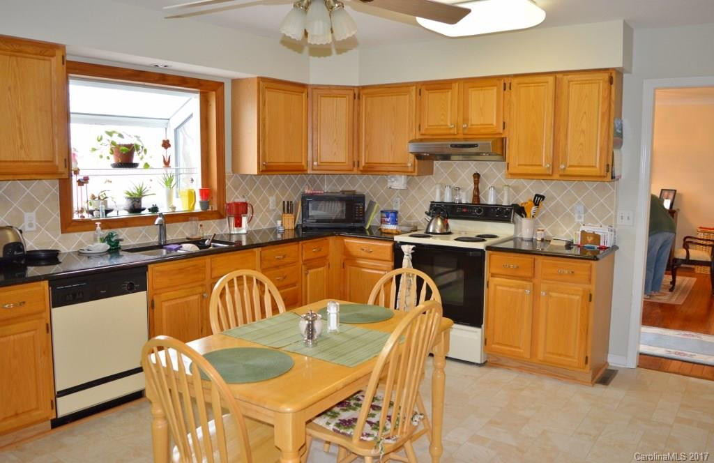 60 Paddock Lane #6 - Photo 5