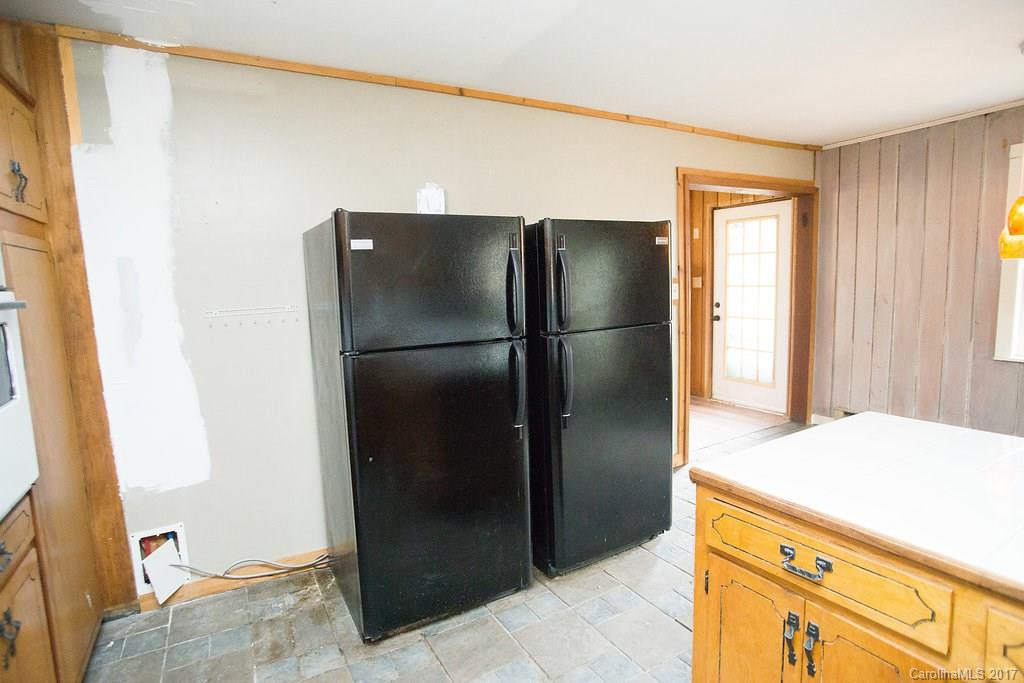 1649 Old Linville Road - Photo 15