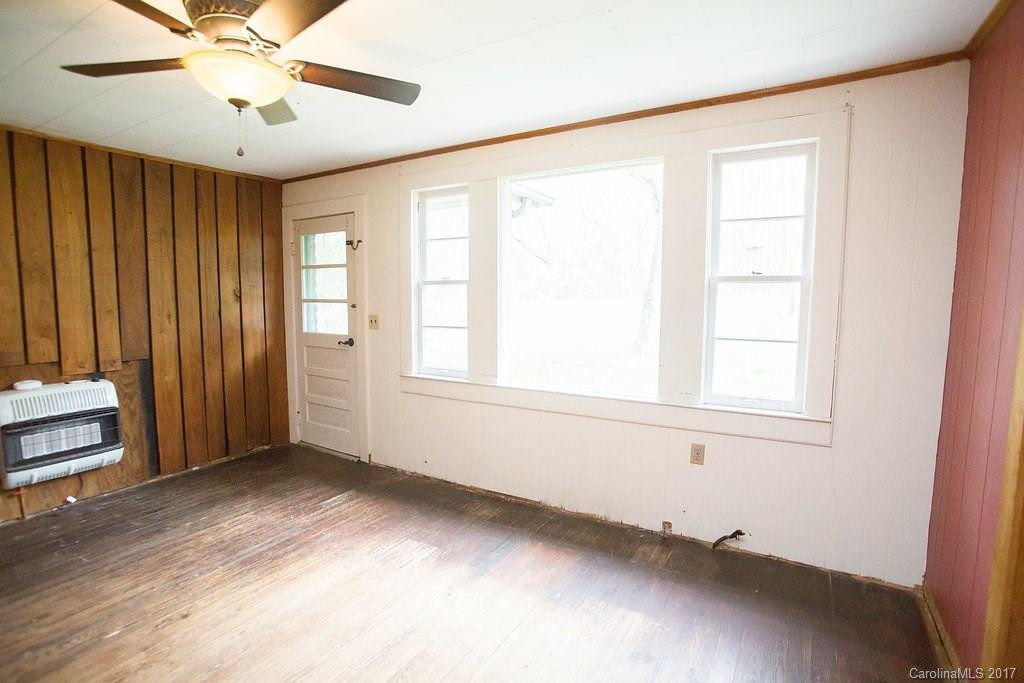 1649 Old Linville Road - Photo 5