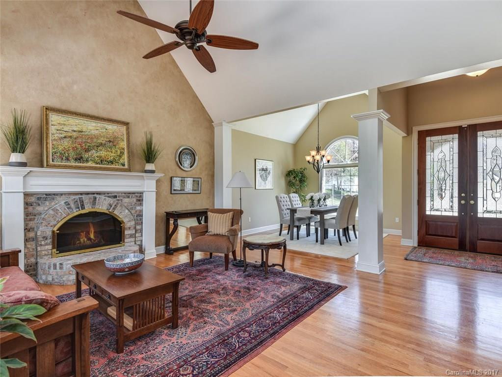 125 Braeside Circle - Photo 4