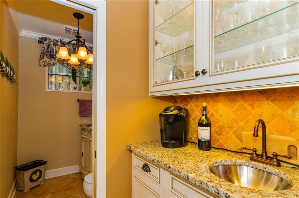 325 Tryon Bay Circle #14,15,16 - Photo 11