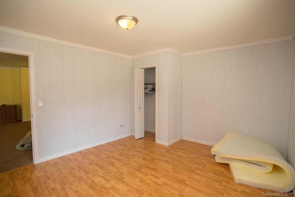 624 Paradise Circle - Photo 16