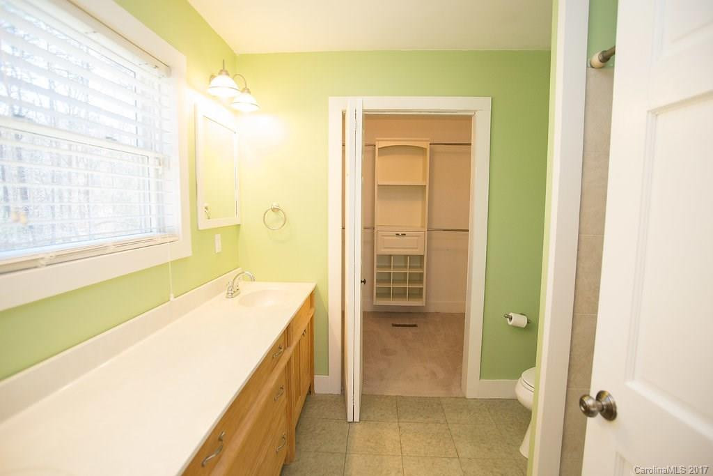 624 Paradise Circle - Photo 10