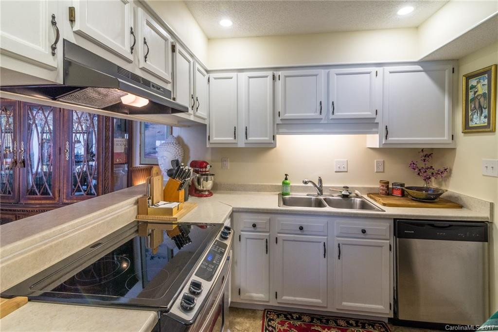42 Ravencroft Lane #F42 - Photo 11