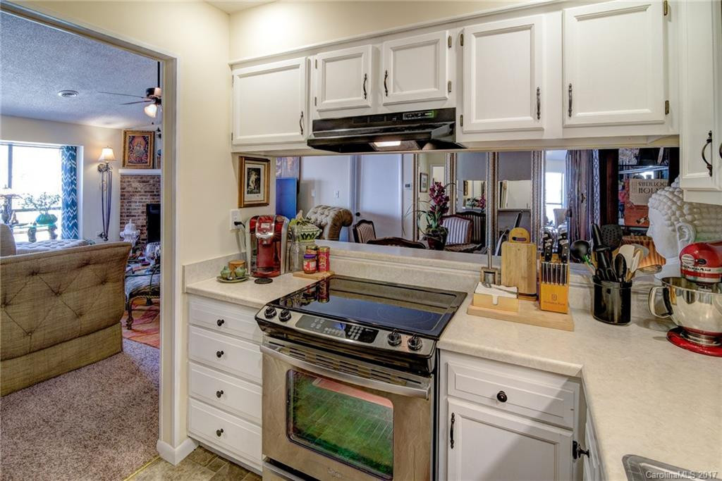 42 Ravencroft Lane #F42 - Photo 12