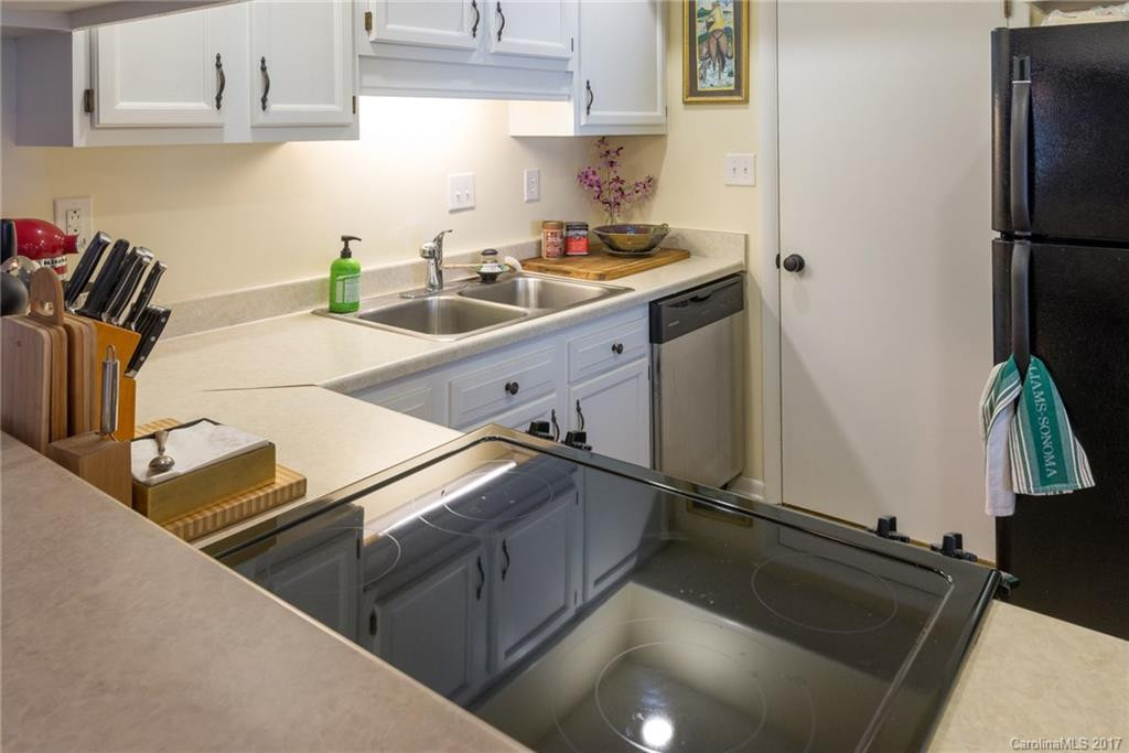 42 Ravencroft Lane #F42 - Photo 10