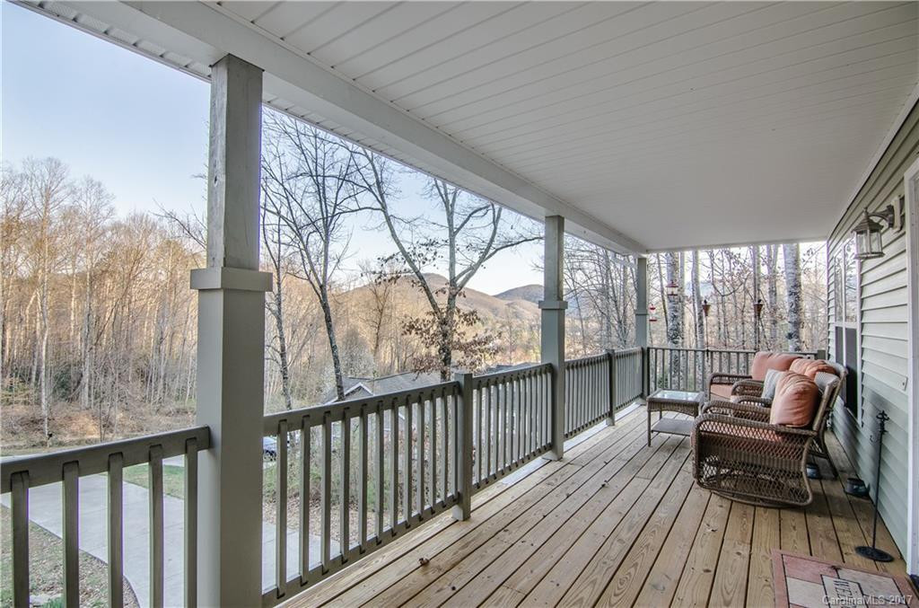275 Newberry Drive - Photo 2