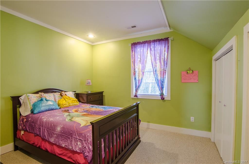 275 Newberry Drive - Photo 11