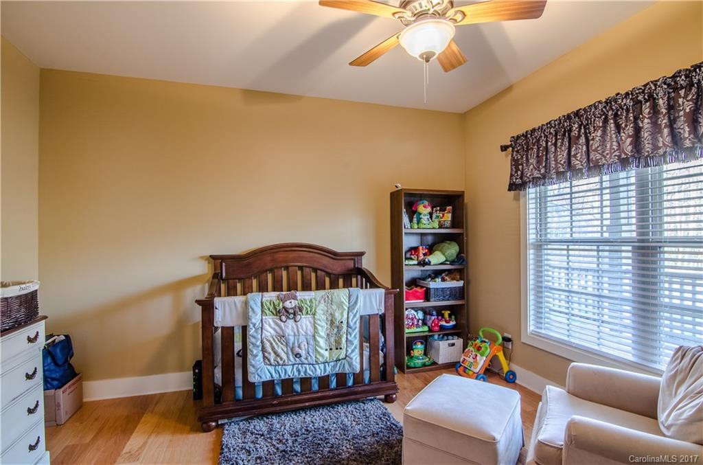 275 Newberry Drive - Photo 12